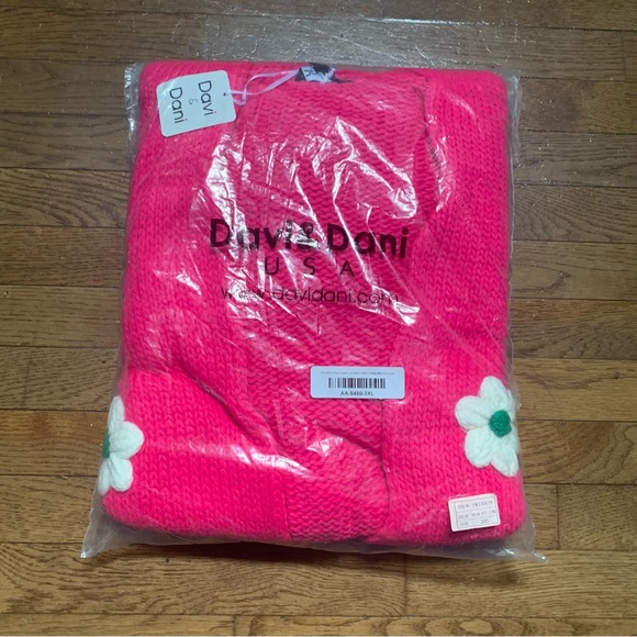 Womens Davi & Dani Floral Appliqué Cardigan Sweater | 3XL | Neon Hot Pink NEW!! - Picture 12 of 12